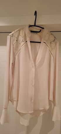 Elegante Damen Bluse von Rinascimento, Grösse M, neuwertig!