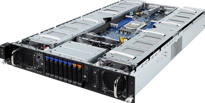 Gigabyte Serveurs: GPU Server / AI Server – D'occasion à Kleinwangen par Suelei83