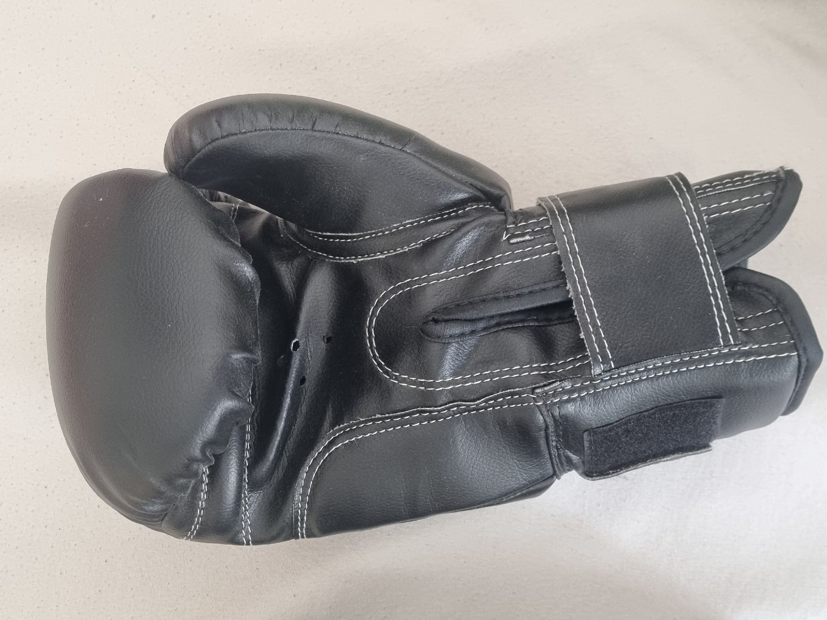 Guanti & manicotti: Boxhandschuhe Gr. 7 – Usato da Wahlen b. Laufen venduto da CyBaxter 2