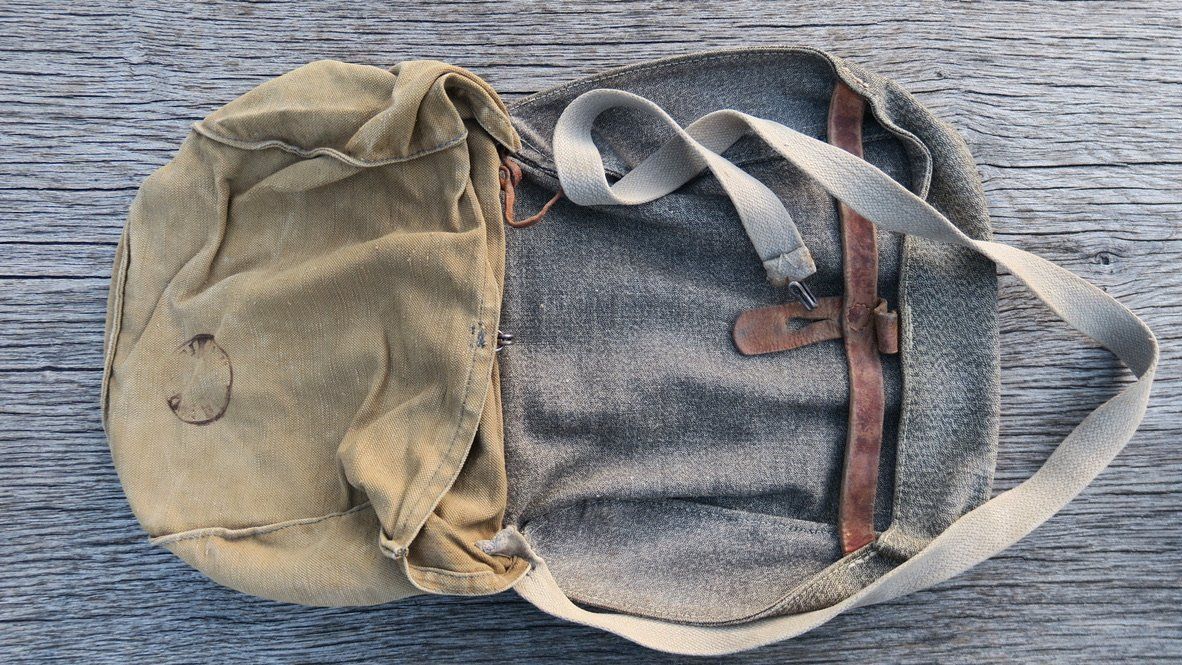 Schweizer Armee Borse: alte Militärtasche Brotsack  1938 – Usato da Schwanden i. E. venduto da luvia01