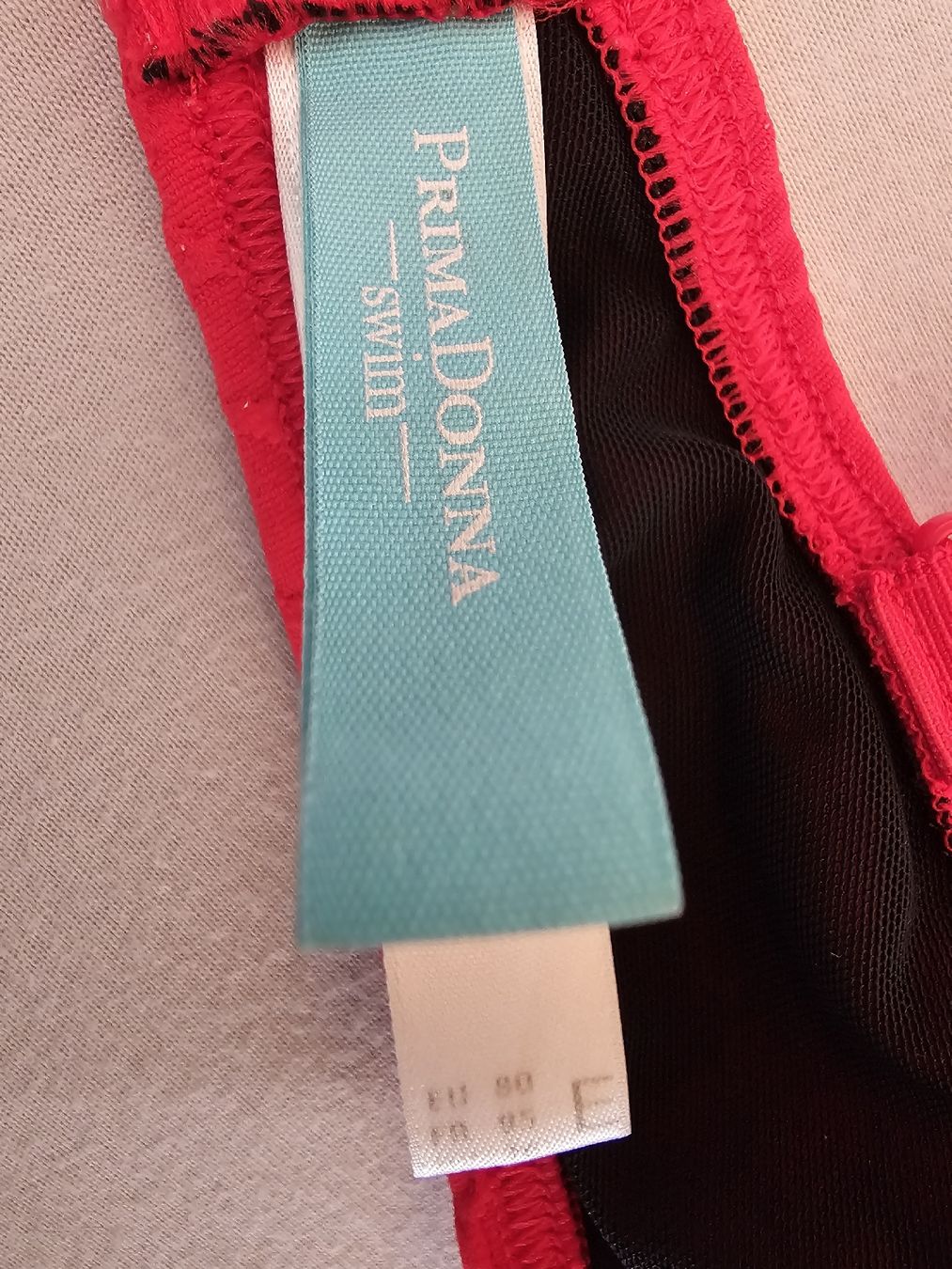 Costumi da bagno & Bikini: Bikini rot PrimaDonna Grösse 38  – Usato da Bütschwil venduto da Taranabo 3