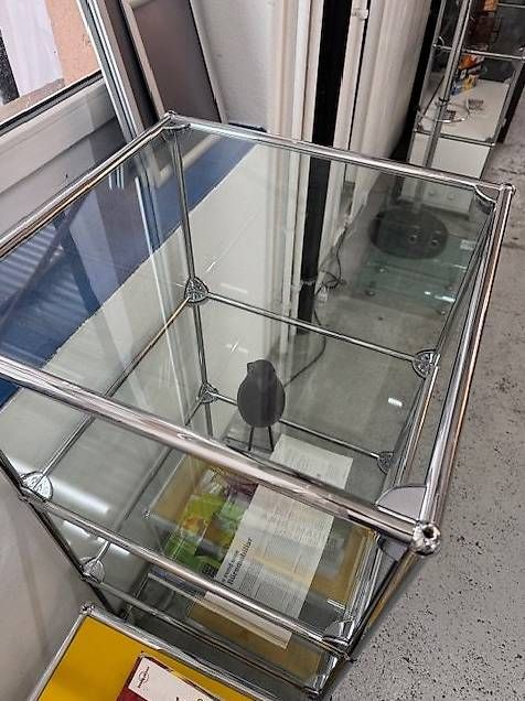Vetrine: USM Haller Vitrine – Usato da Zollikofen venduto da OberliAG 4