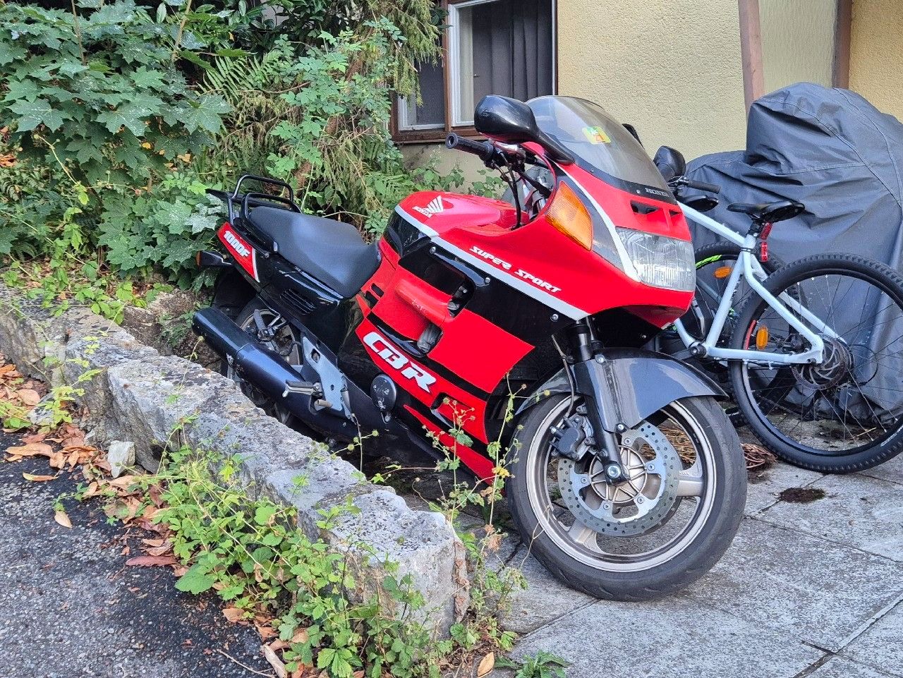 Honda Touring: Honda CBR 1000 F ab MFK – D'occasion à Oberdorf BL par Herzi_141 2