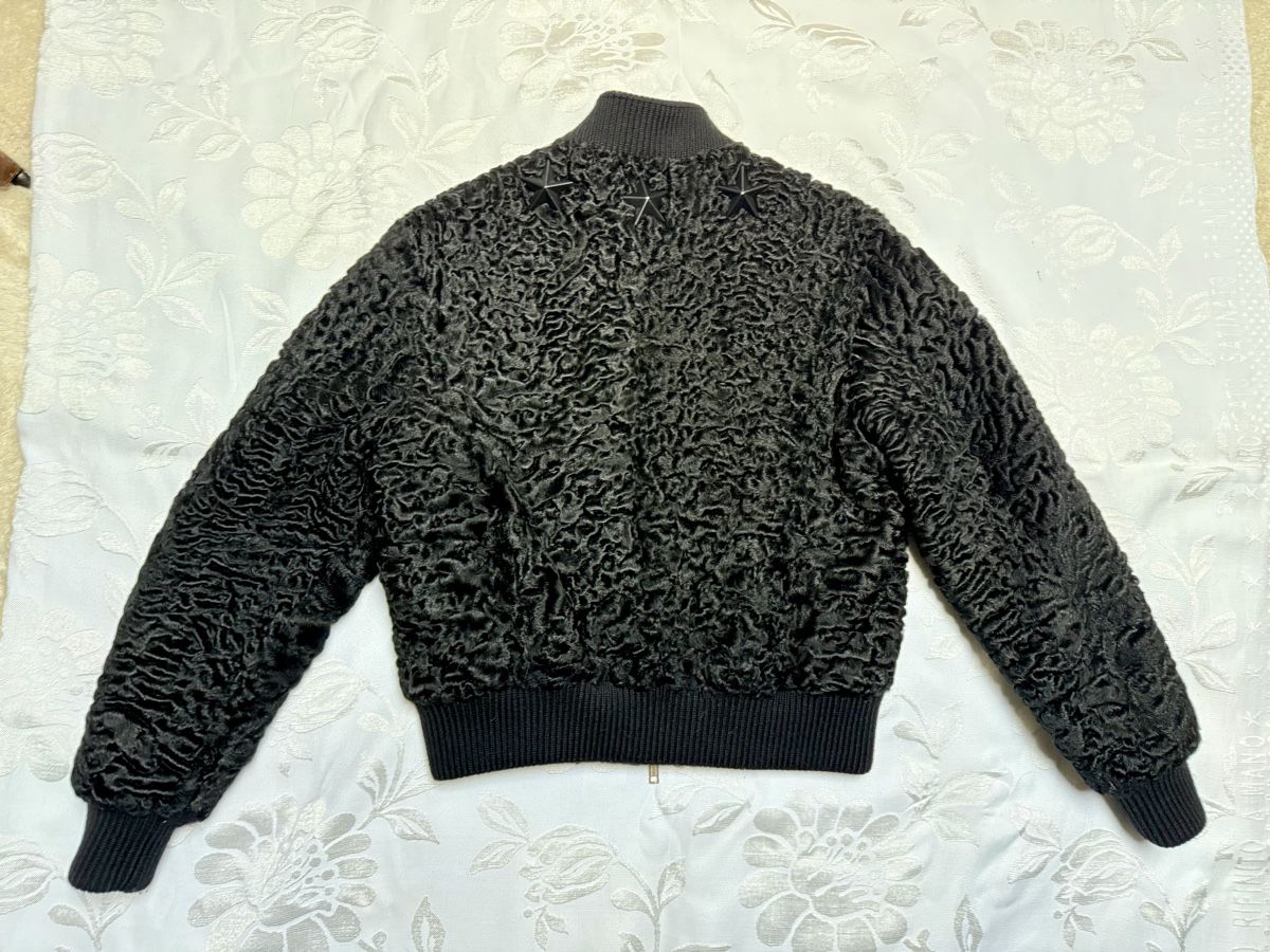 Givenchy Giacche: Givenchy fur jacket 38 – Usato da Barna venduto da orbuyorcry 3