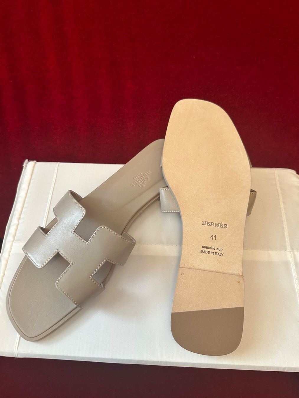 Hermès Scarpe da donna: Neue Oran Hermes Sandalen Gr 41 – Nuovo (secondo la descrizione) da Basel venduto da Blausara707 4