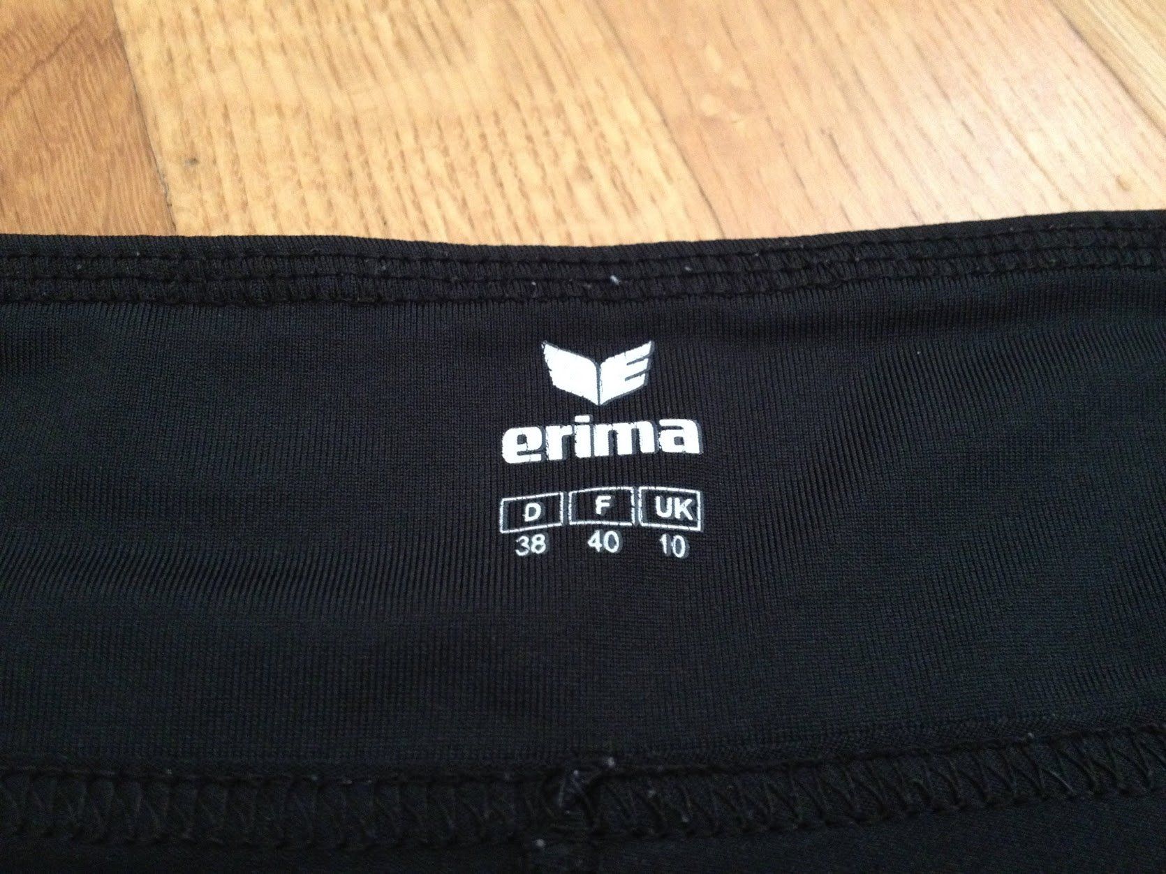 Gonne: Rock Shorts – Usato da Dübendorf venduto da Fip05 2
