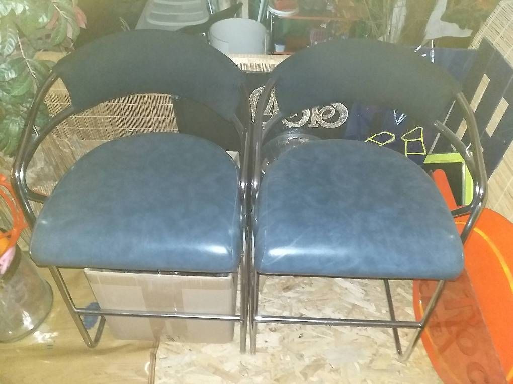 Poltrone: 2 Bar - Sessel - 1Preis – Usato da Rorschach venduto da kristys