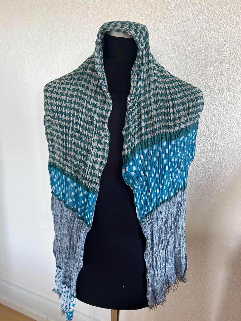 Colora Foulards, Tücher & Schals: Colora Schal, NEU – Neu (gemäss Beschreibung) aus Worb von farben20zauber 1
