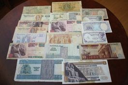 Egypte lot 18 billets 1 scotché