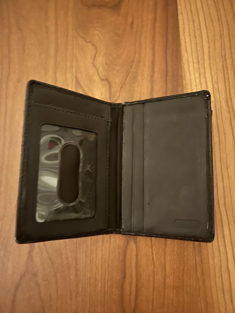 Coach Portafogli: Coach Signature Card Holder - Compact Wallet – Usato da Rüschlikon venduto da MarianaCortes 1