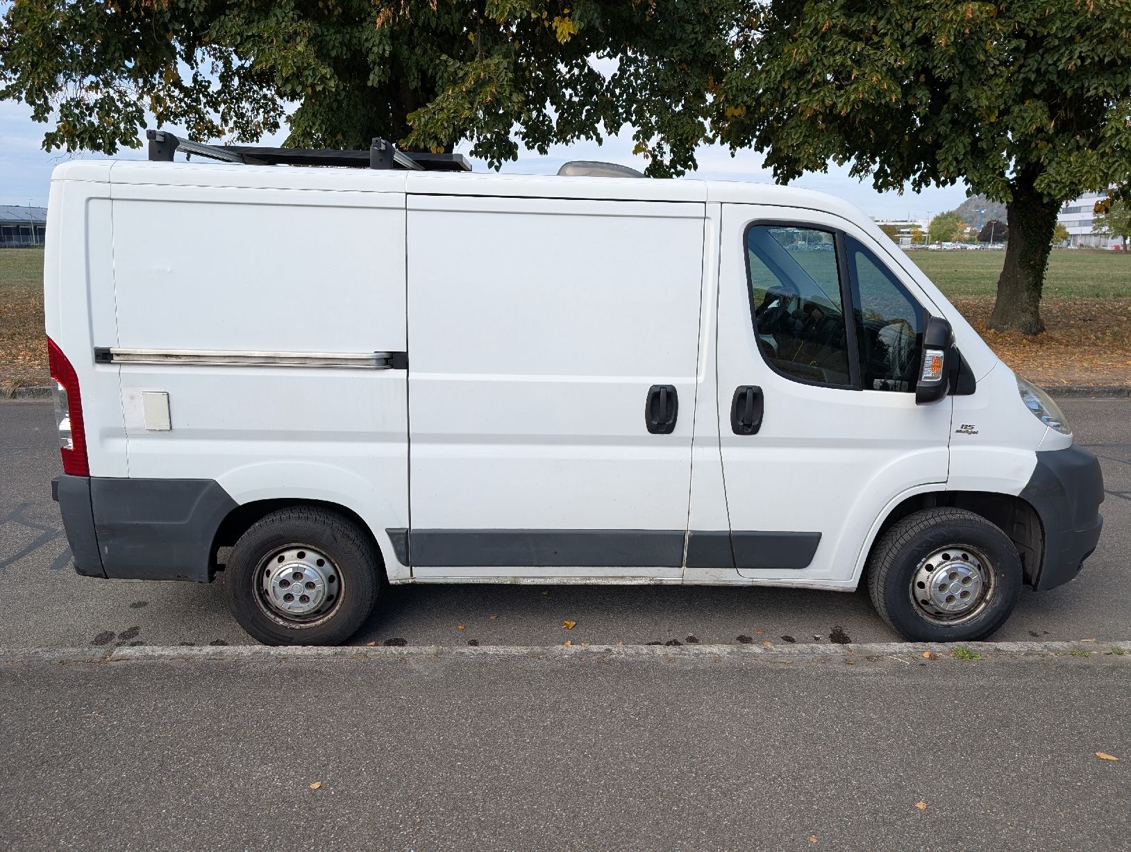 Fiat Camping Fahrzeuge: Fiat Ducato Camper autark – Gebraucht aus Basel von jon_8lqt 3