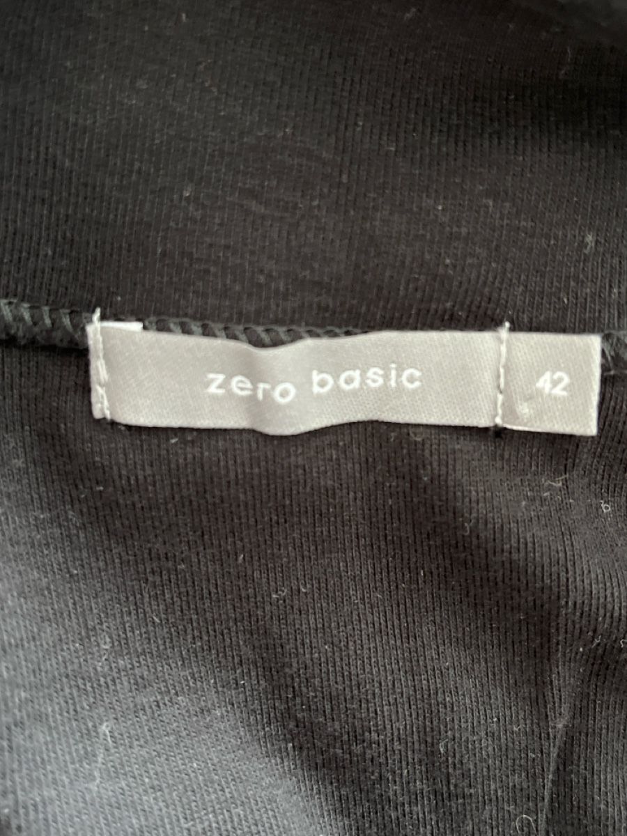 Tops: Zero Basic Oberteil schwarz Grösse 42 guter Zustand – Neuf (Voir description) à Buchs SG par Vrenilein 2