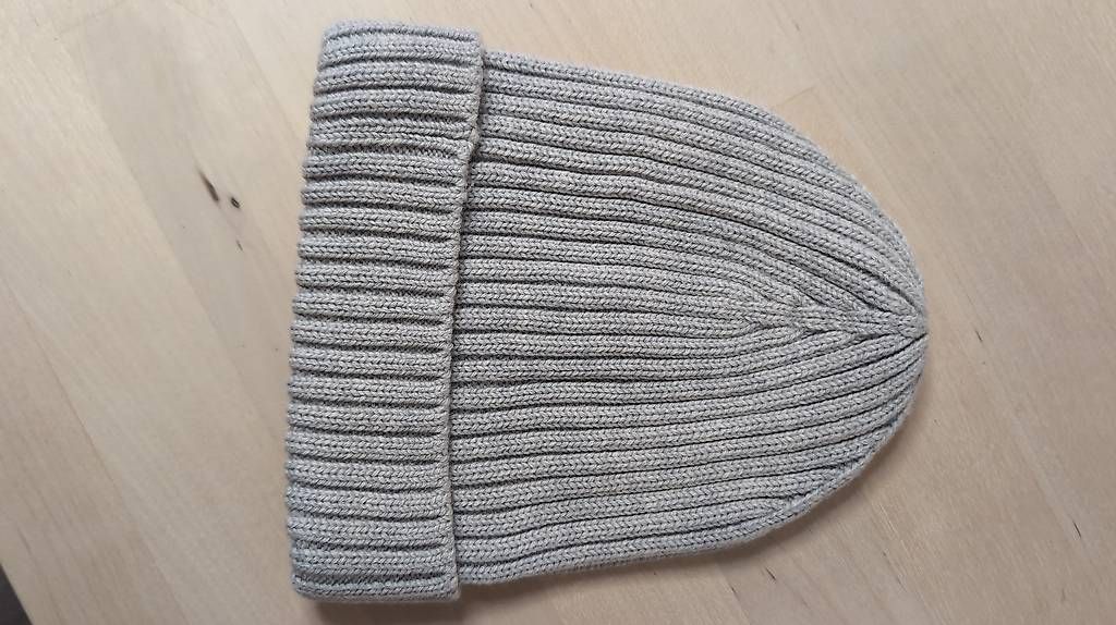 Bonnets & Echarpes: Rippstrickmütze Baumwolle hellgrau 47-49 – Neuf avec emballage d'origine à Zürich par albalm