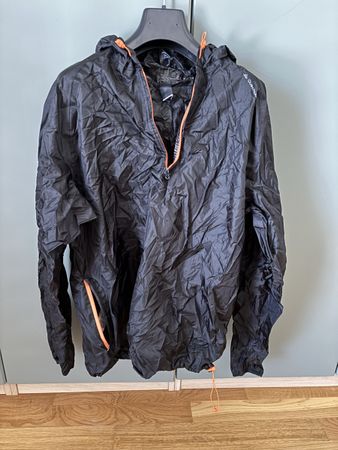 Quechua Regen-Pulli schwarz M/L