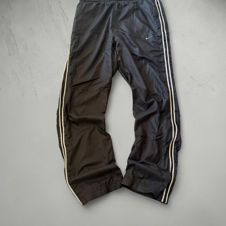 Nike Trainingshose schwarz Grösse M guter Zustand