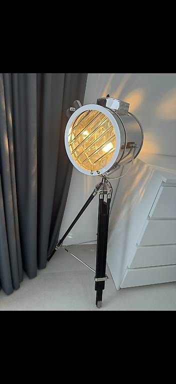 Lampade: Lampe Exklusiv – Usato da Rickenbach LU venduto da MartinaW. 2