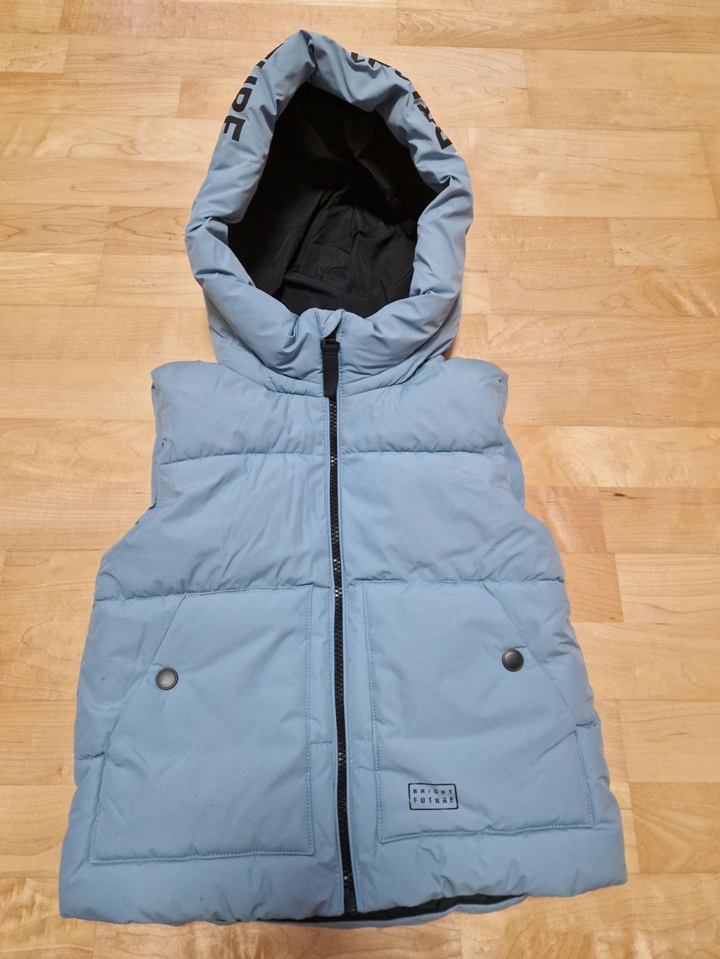 C&A Jacken & Mäntel: Size 128 Sleeveless Jacket – Gebraucht aus Gibswil von kweny