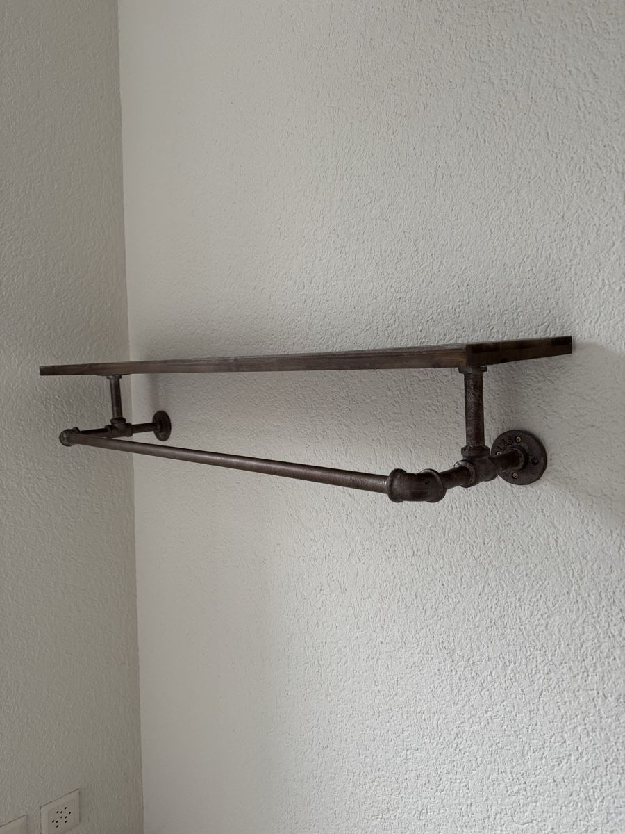 Maisons du monde Porte manteau: Garderobe – D'occasion à Rothrist par VB92