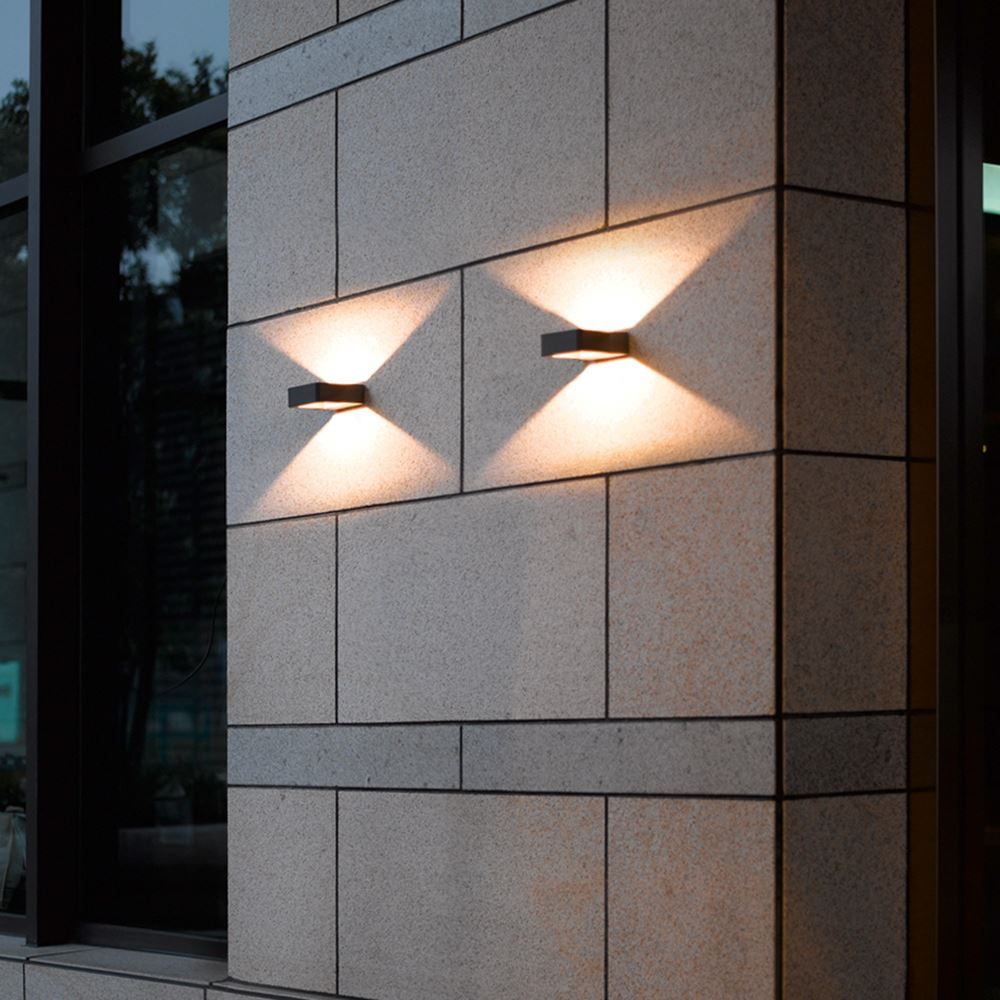 Lampade: LED Aussen Wandleuchte, 12 cm x 12 cm – Nuovo (secondo la descrizione) da Kreuzlingen venduto da Smart-Light 3