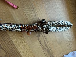 Haarstyling Lockenwickler Leopardenmuster mit Klemme