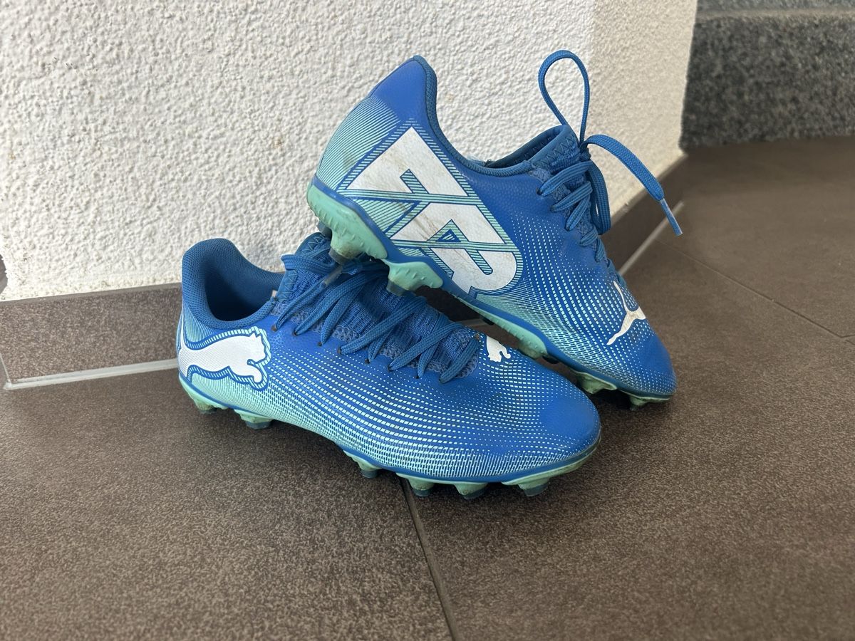 Puma Scarpe per ragazzi: Puma Fussballschuhe Gr. 33 – Usato da Züberwangen venduto da Cindarellina13 2