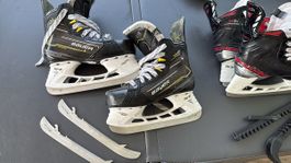Eishockey Schlittschuhe Bauer M40 Grösse 35 2/3 gebraucht