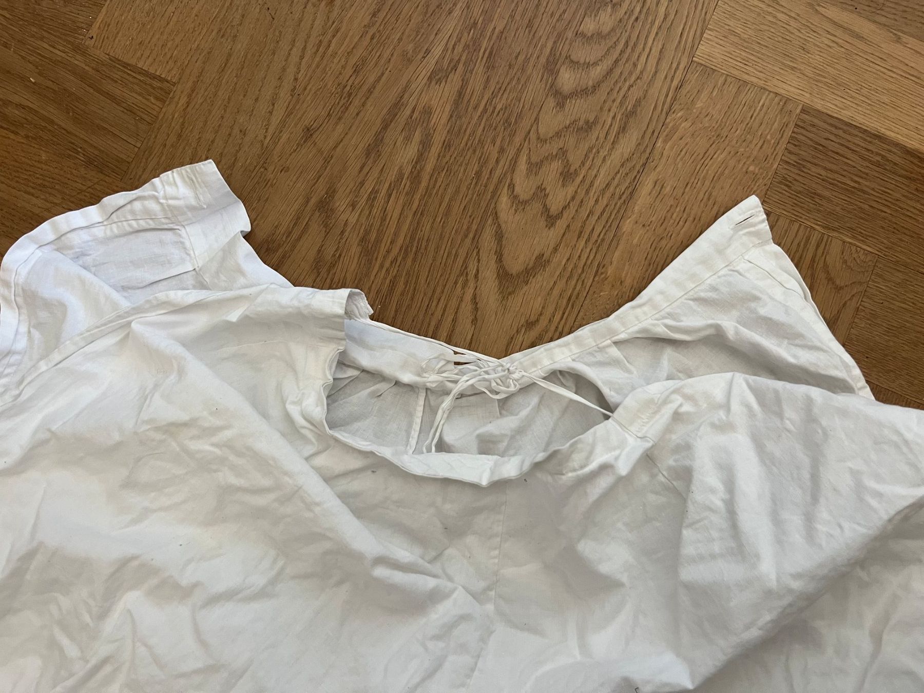 Sonstige Unterwäsche: Antike Schlitzunterhose um 1900 Weissware Stoff-Spitze – Gebraucht aus Wädenswil von Aniares2 4
