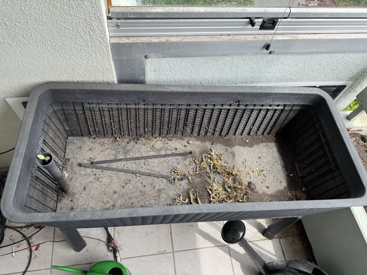 Vasi per fiori: Keter Easy Grow Hochbeet  – Usato da Luzern venduto da rob_jrs9 1