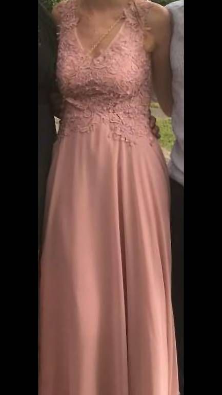 Kleider: Kleid – Gebraucht aus Staad SG von Anj.