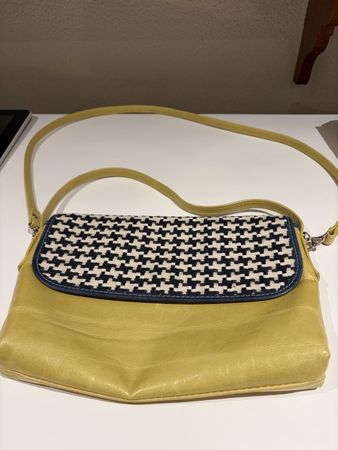 Gelbe Handtasche mit Hahnentrittmuster, neuwertig!