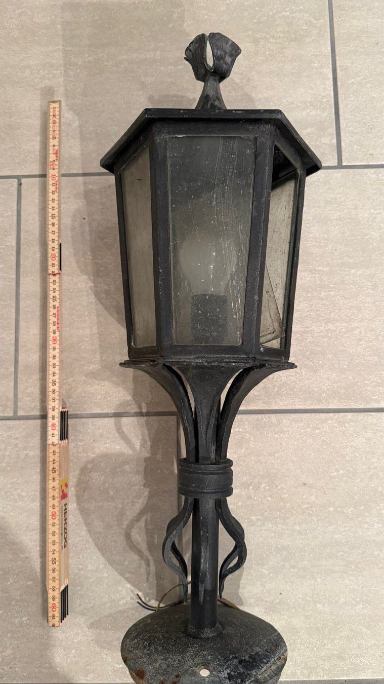 Lampade: Vintage Stehlampe – Usato da Büetigen venduto da Stevan22