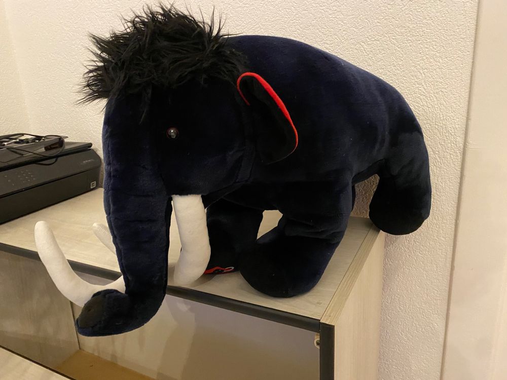 Mammut Plüschtier – 18 Cm Groß, Flauschig Mit Stoßzähnen, Perfekt Zum Kuscheln