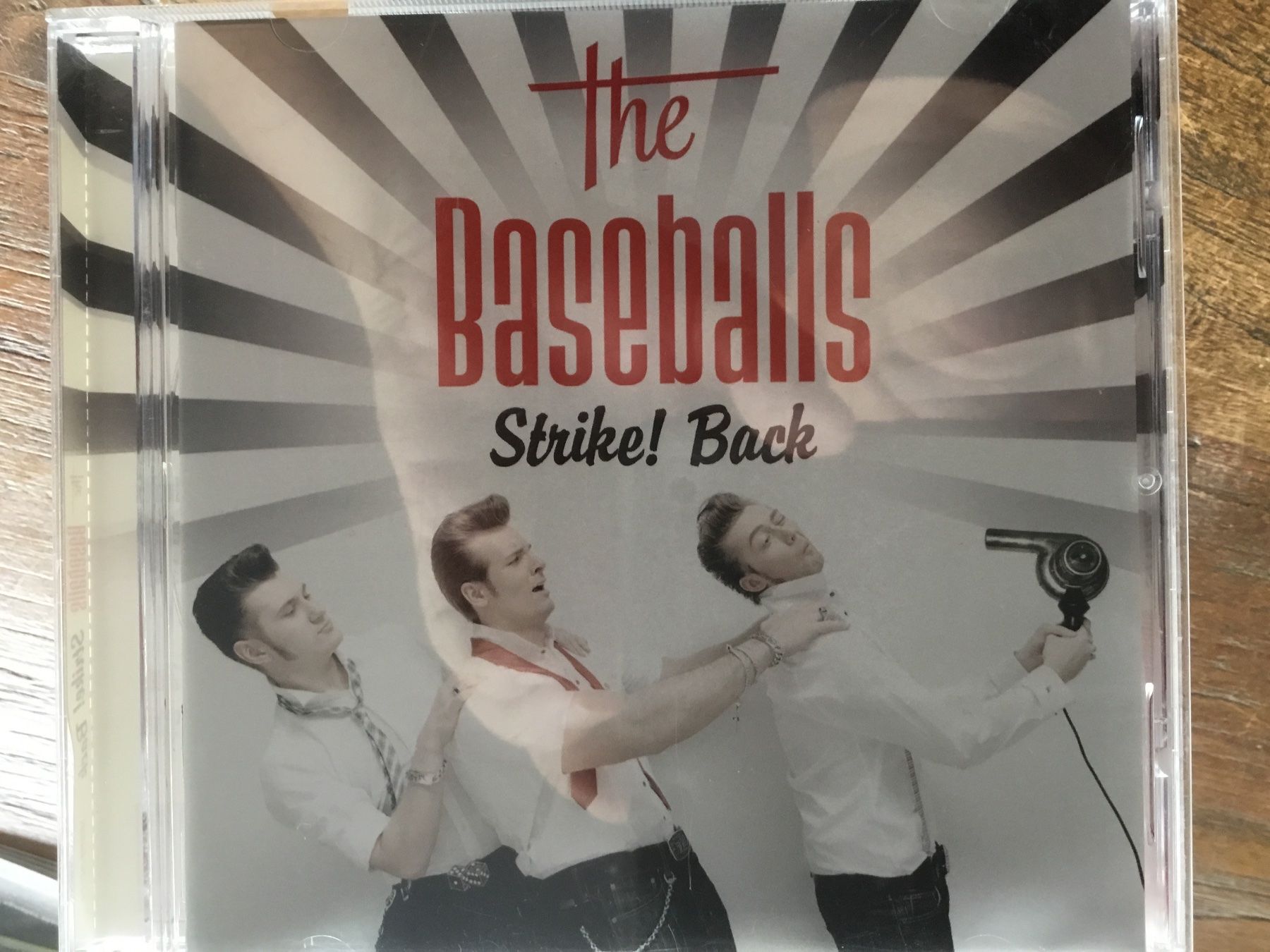 CDs: The Baseballs Strike Back CD  s – D'occasion à Thierachern par sweden08