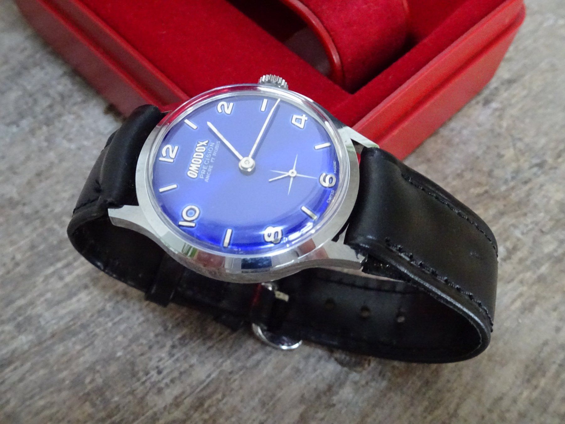Orologi: Markenuhr / OMODOX, Lengnau bei Biel – Usato da Esslingen venduto da eintagammeer