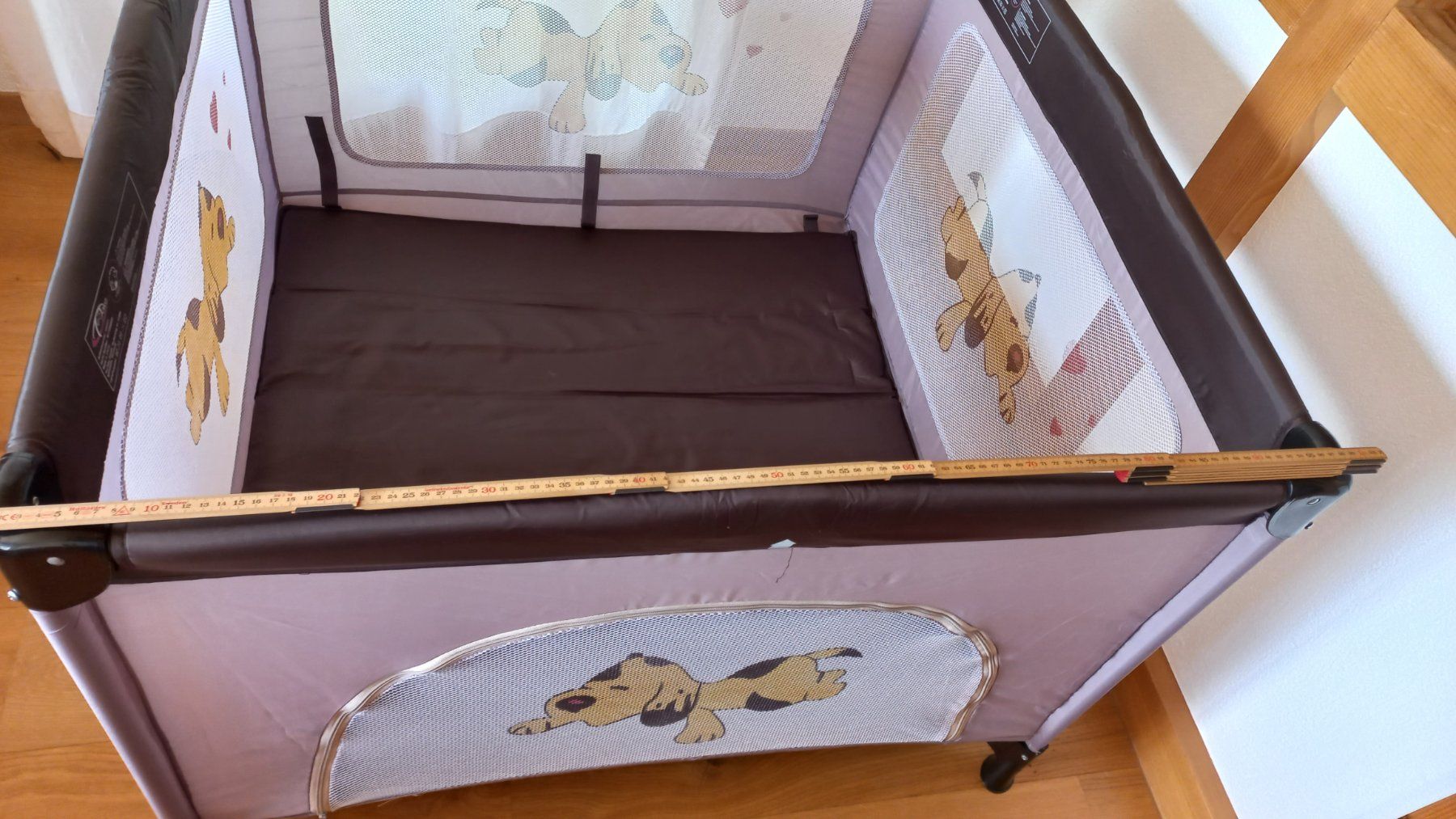 Box & Barriere di sicurezza: Baby Laufstall Tommy Junior braun – Usato da Waldstatt venduto da Boeneli-Spross 2