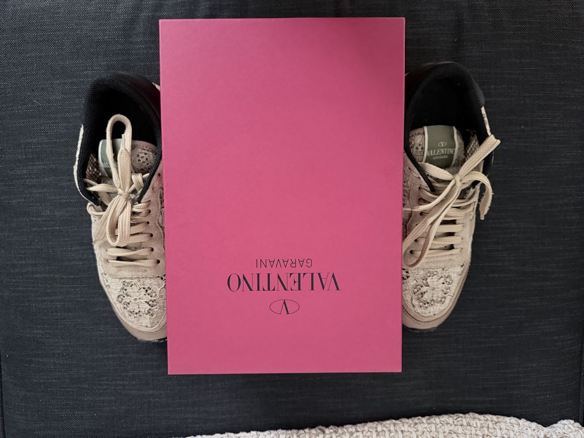 Valentino Scarpe da uomo: Valentino Garavani Baskets Rockrunner Dentelle Taille 40 – Nuovo (secondo la descrizione) da Courgevaux venduto da auxtrouvailles 3