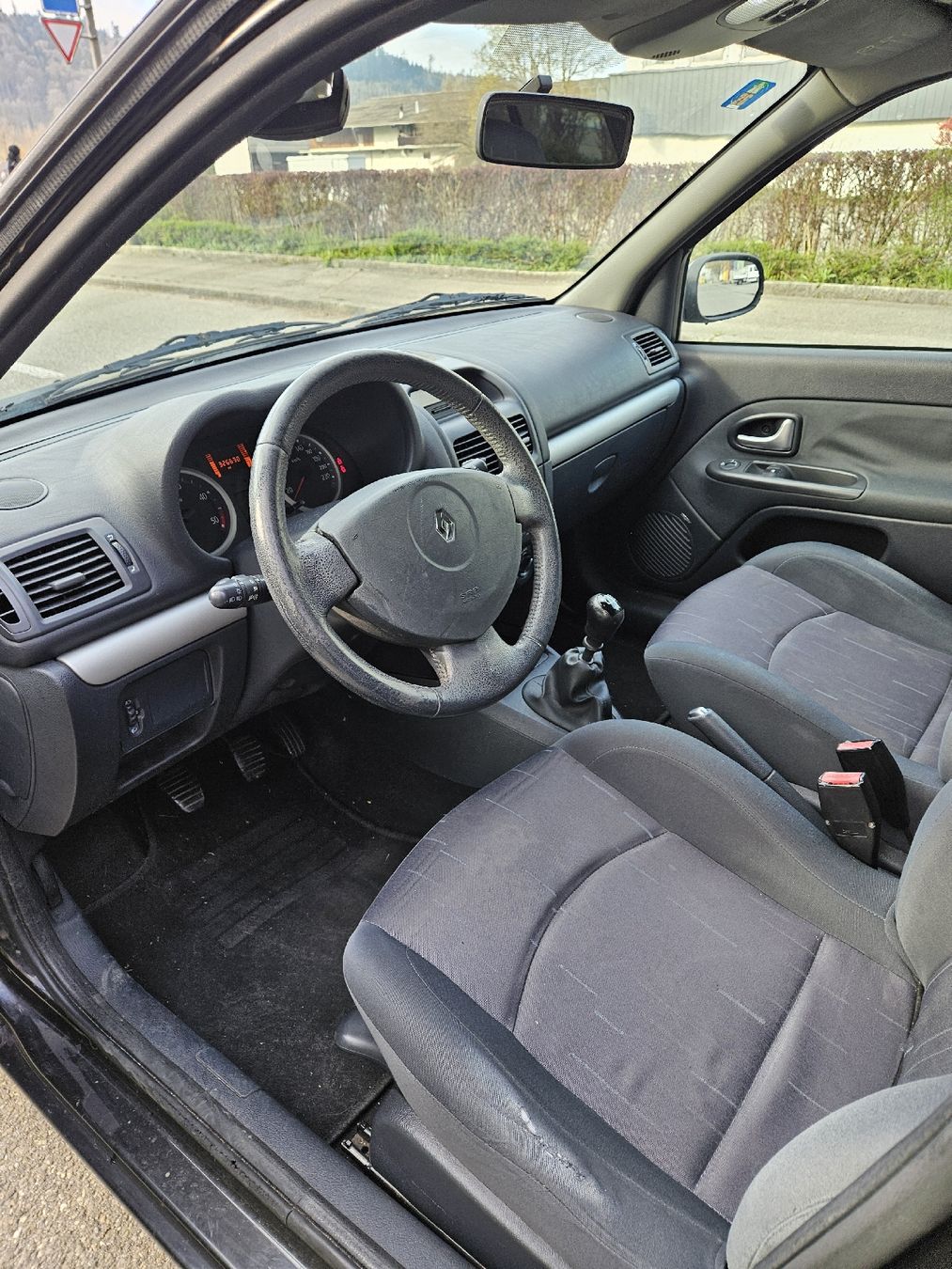 Renault Automobili: Renault Clio 1.5Dci – Usato da Brügg BE venduto da milotlorik 5