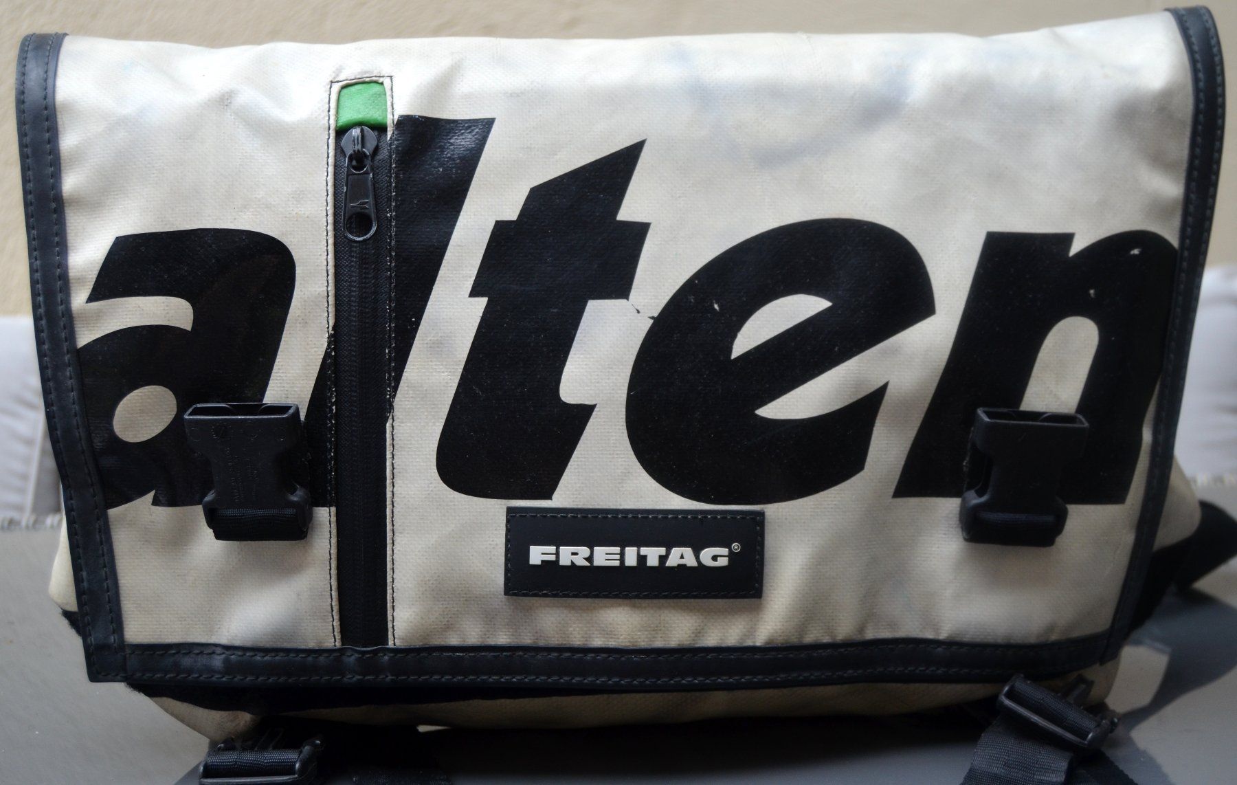 Freitag Taschen: Freitag  Tasche / sac – Gebraucht aus Collonges von arashee 1