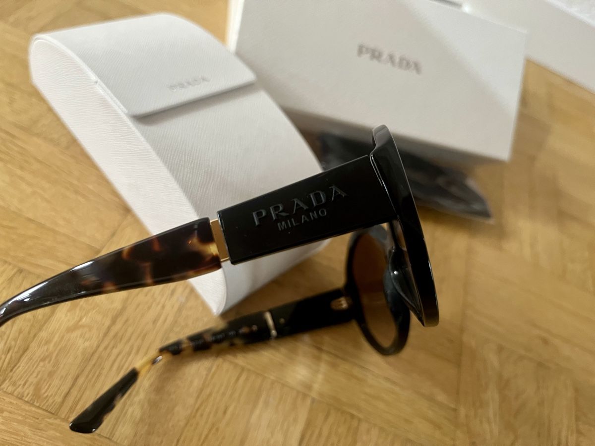 Prada Brillen & Gläser: Original Prada Damen Sonnenbrille NEU – Neu und originalverpackt aus Frauenfeld von Repsol_Vani 6