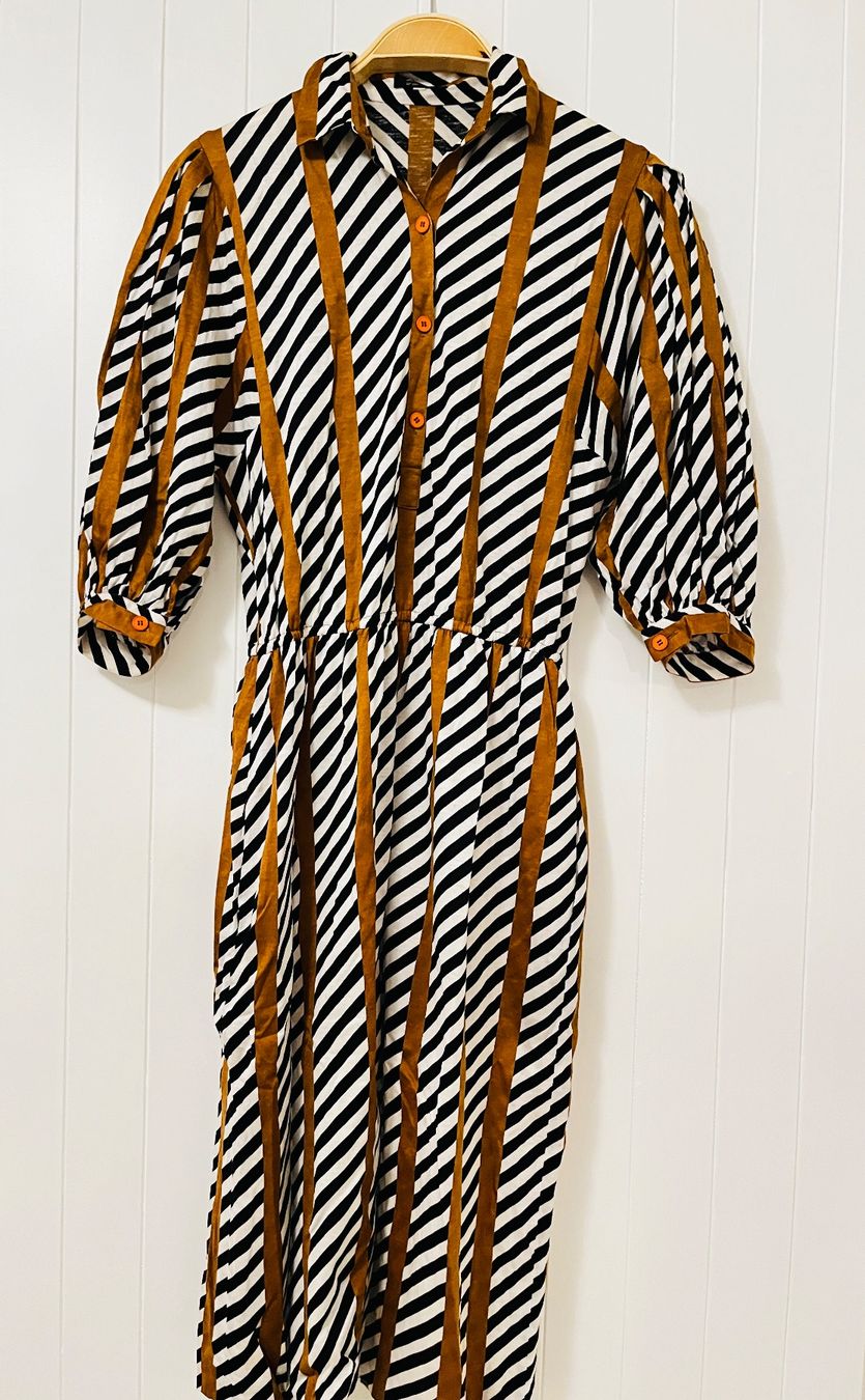 Akris Vestiti: Kleid AKRIS, VINTAGE, Streifenmuster – Usato da Horw venduto da Pem1278