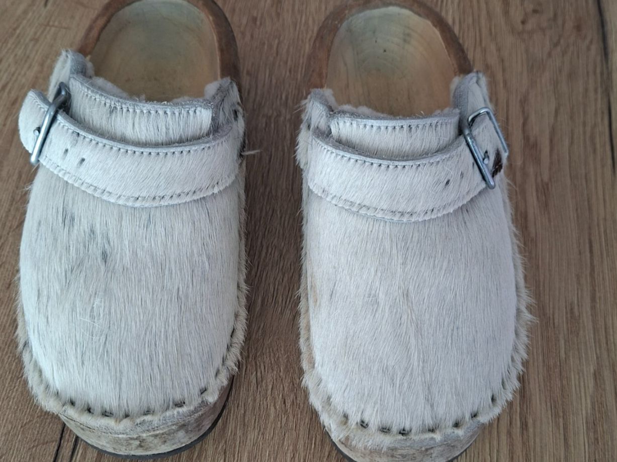 Scarpe per ragazzi: Devich Holzschuhe – Usato da Triesenberg venduto da Malia8 1