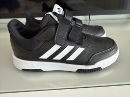 Adidas sneakers 34 boy