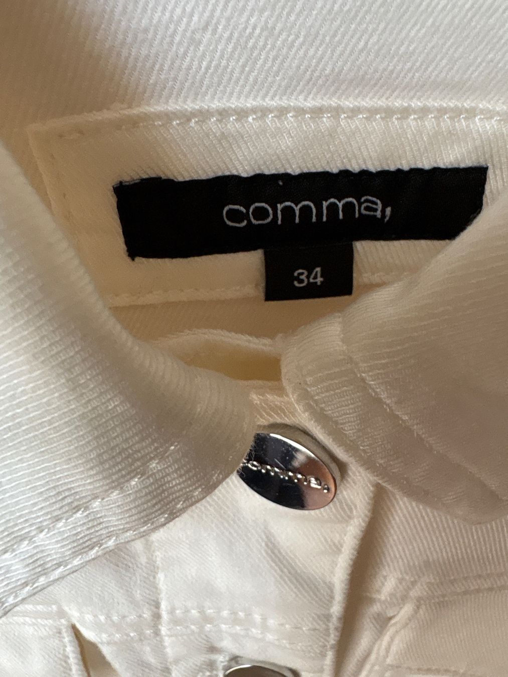 Comma Vestes: Comma Jeansjacke off-white/beige Gr. 34 – D'occasion à Richterswil par ZueriLake2 1