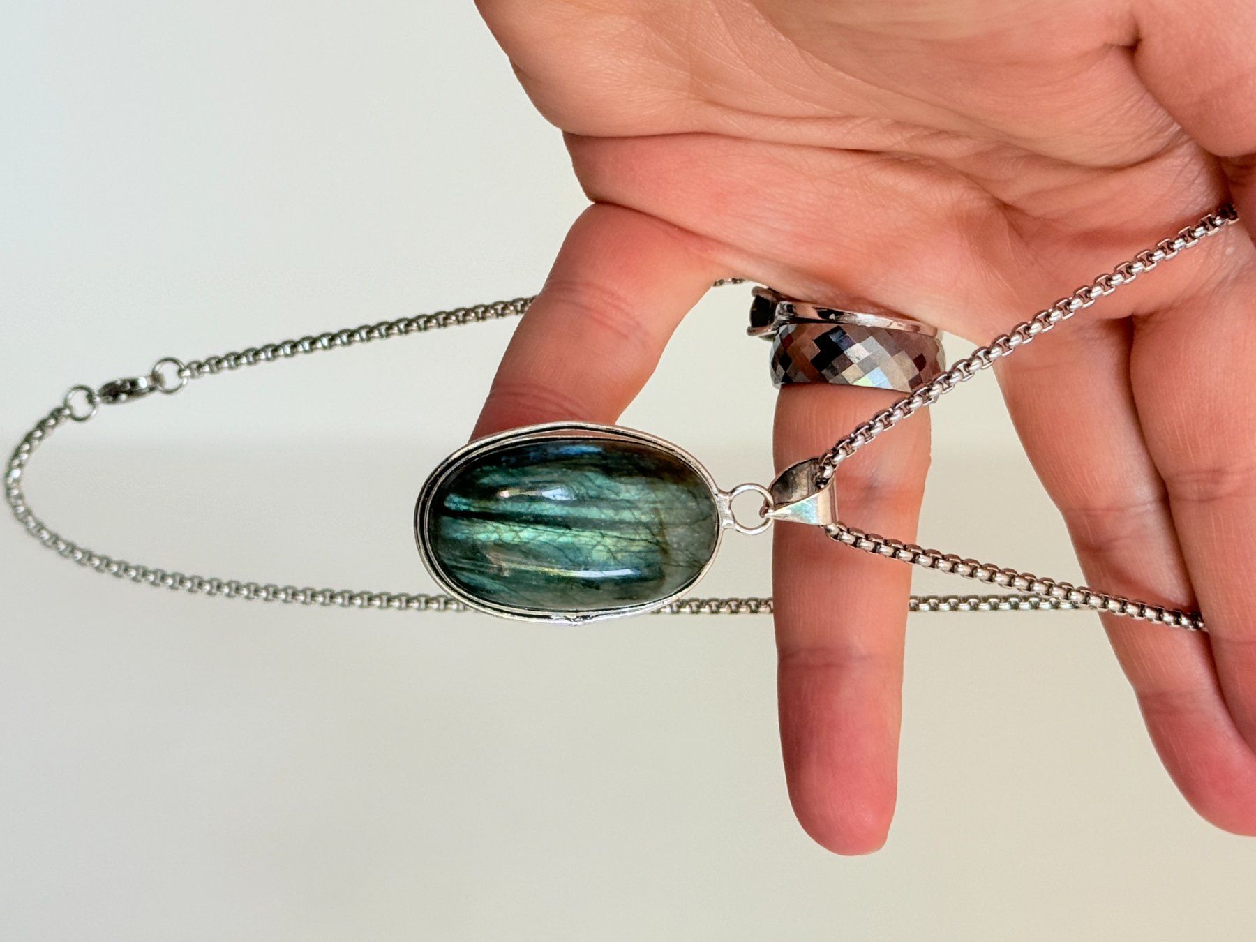 Ketten: Collier avec Labradorite – Neu und originalverpackt aus Genève von AWWA 8