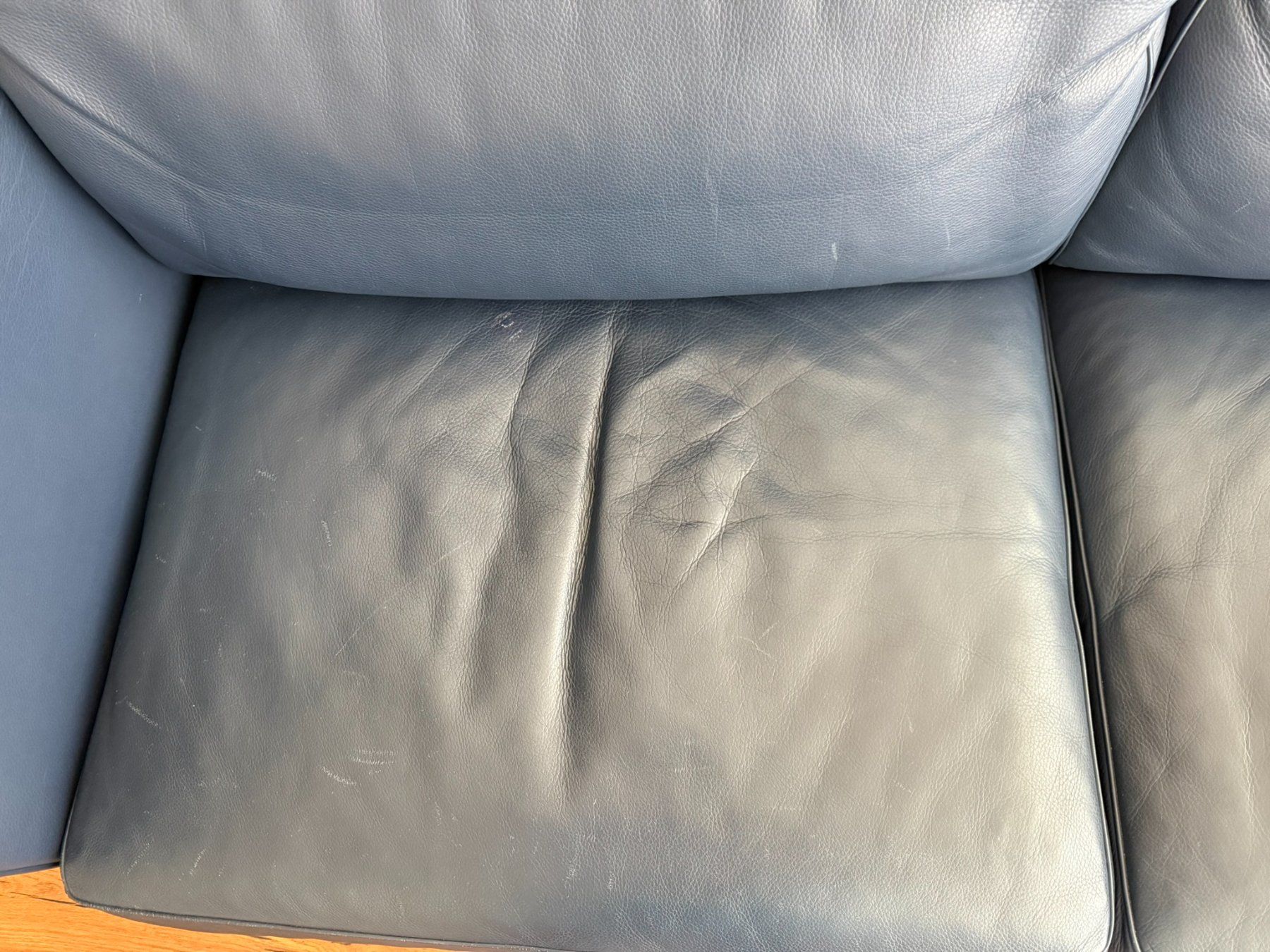 De Sede Sofas: DE SEDE Ledersofa in Blau, Typ DS 118 – Gebraucht aus Muri b. Bern von ris_m7jw 6