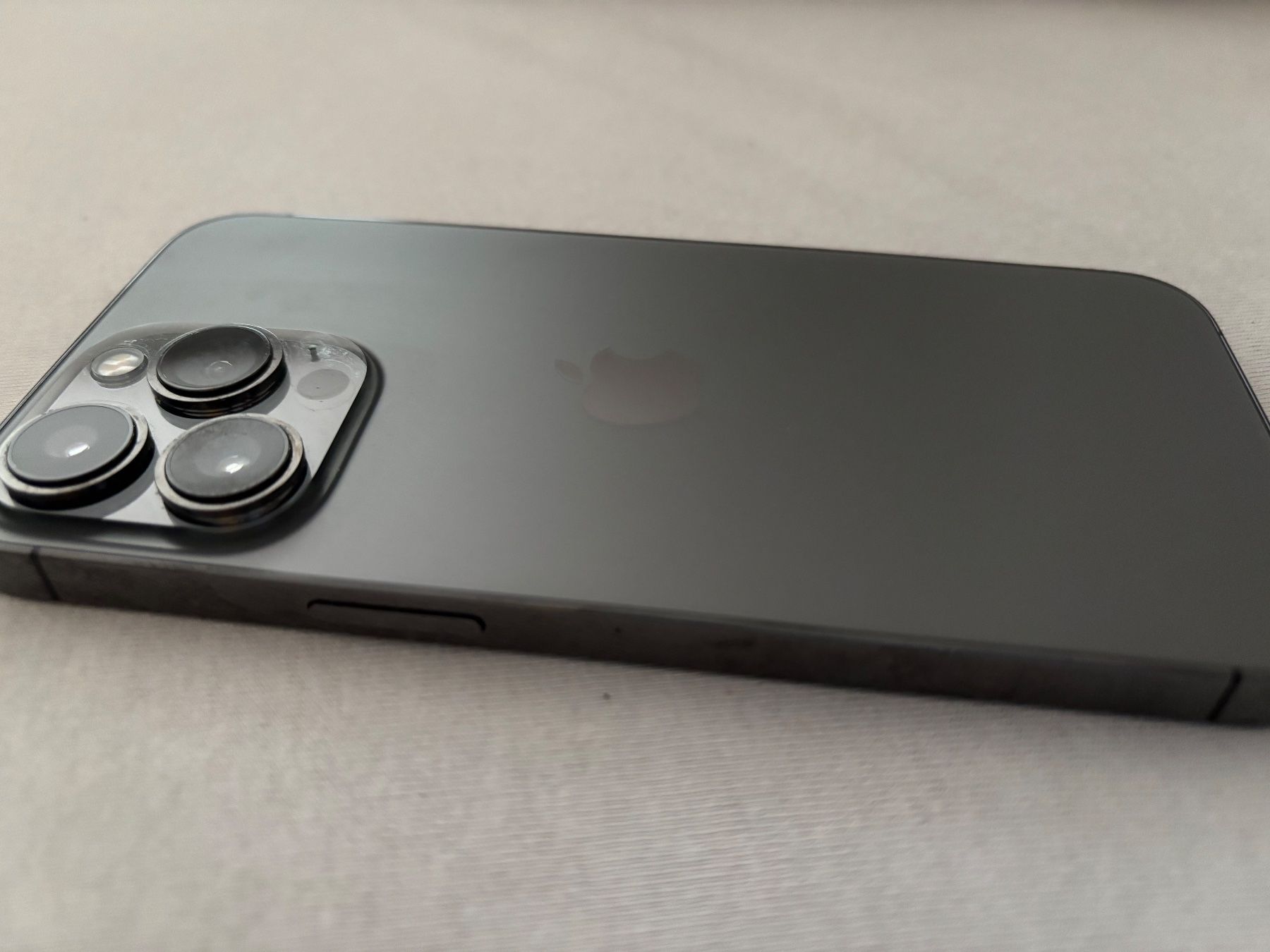 Apple Telefoni cellulari / Smartphones: iPhone 13 Pro – Usato da Aarau venduto da tan_dn6n 2