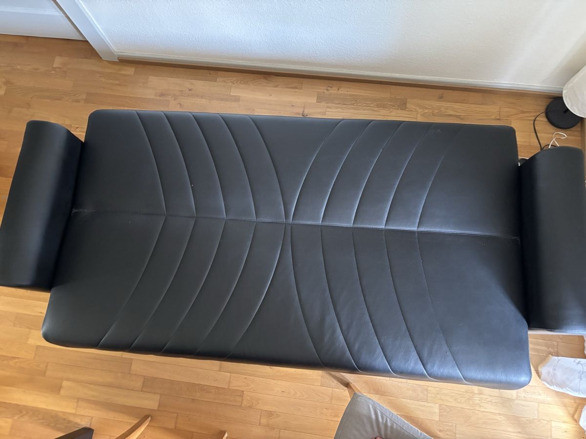 Divani: Canapé lit en cuir noir  – Usato da Neuchâtel venduto da mac_mkg5 3
