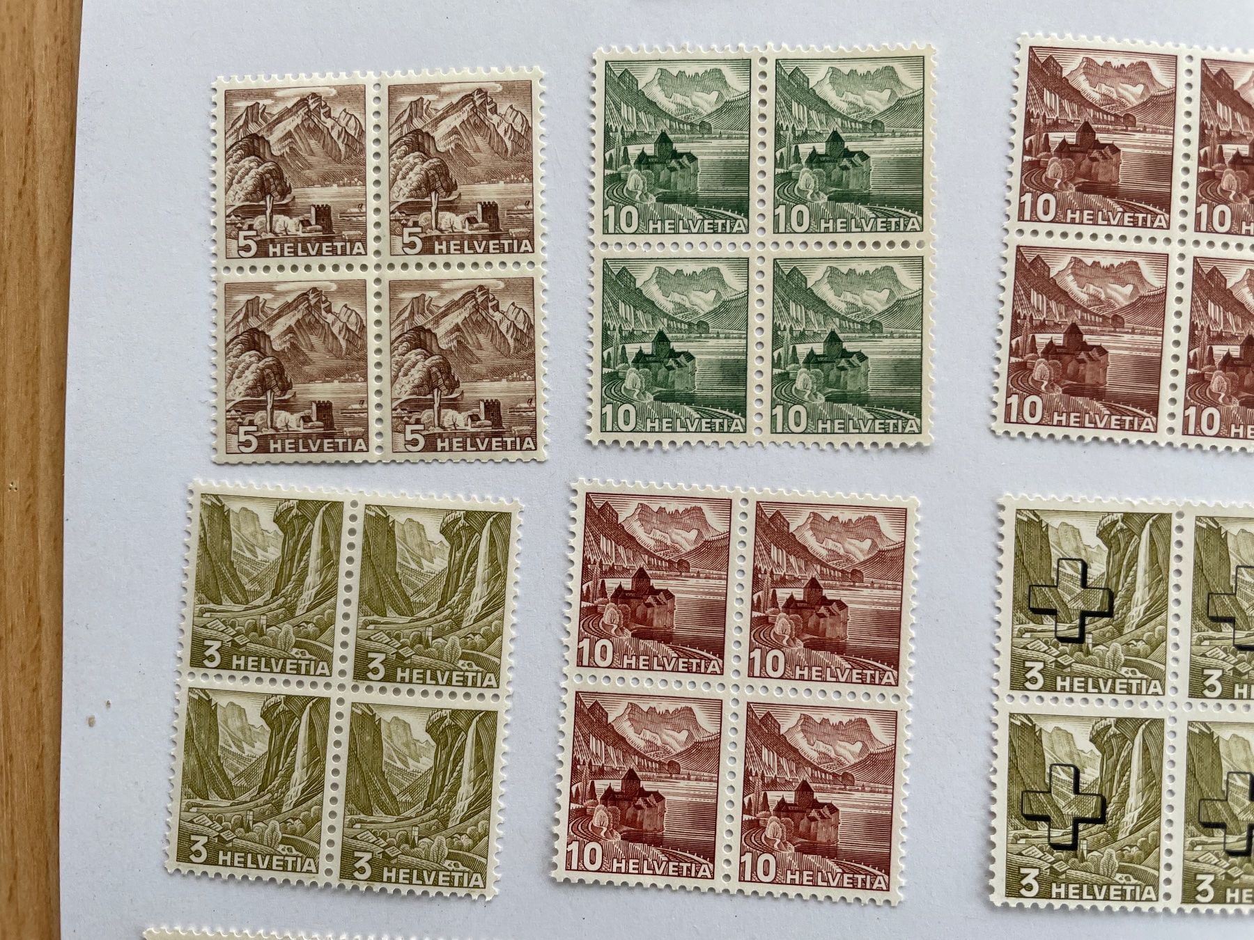 Alle Briefmarken: Paysages** et désarmement ** – Gebraucht aus Sonceboz-Sombeval von Comment2 4