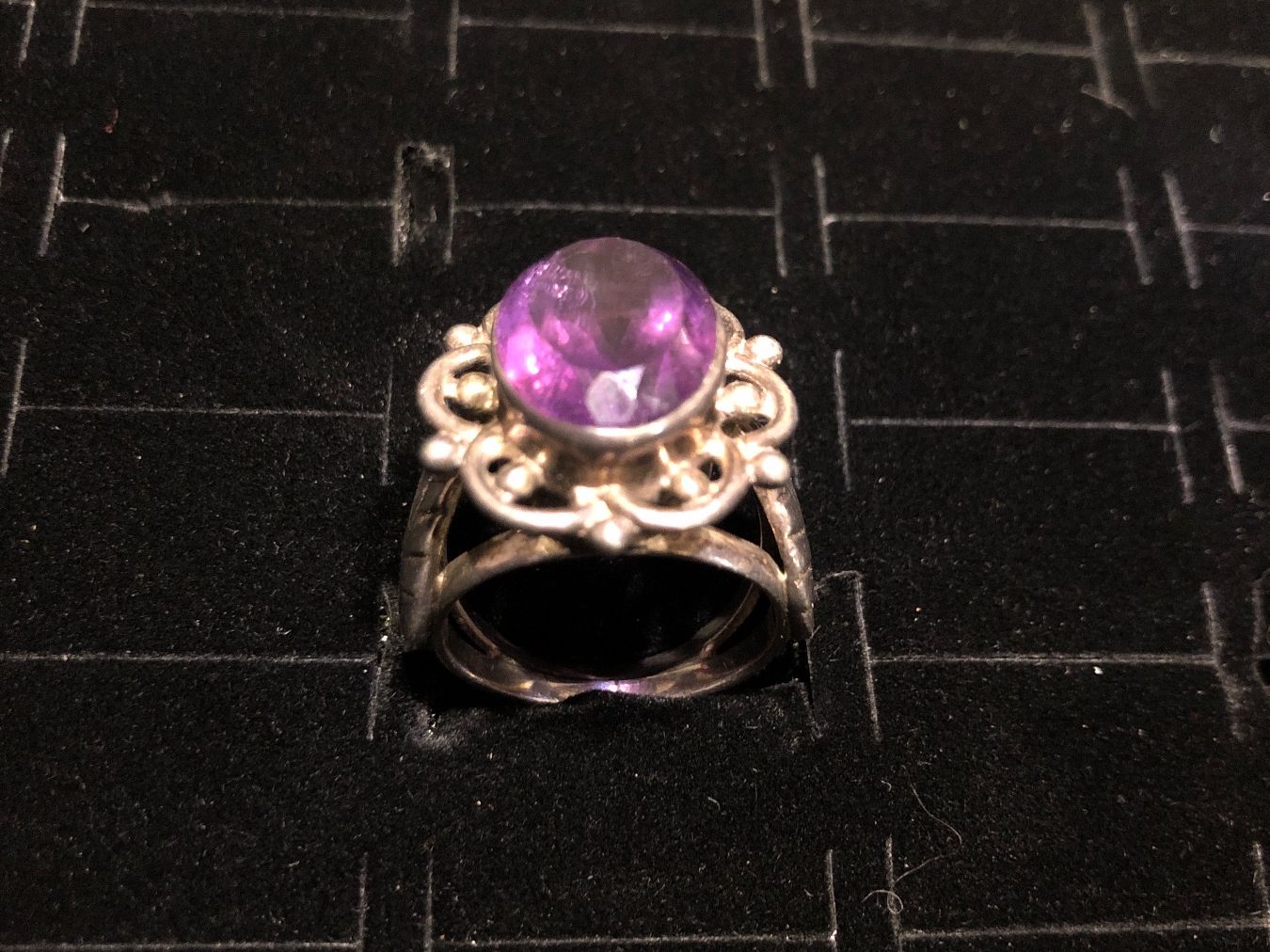 Anelli: Amethyst Ring – Usato da Adliswil venduto da Tito088