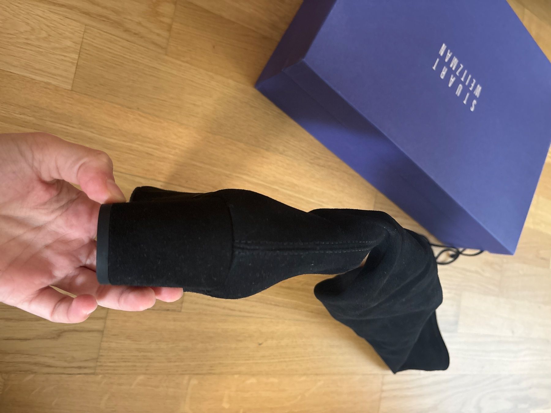Stuart Weitzman Scarpe da donna: Stuart Weitzman Overknee Stiefel, ungetragen, 40 – Nuovo e nell'imballaggio originale da Zürich venduto da stefwax12 2